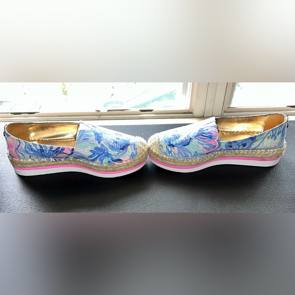 Lily Pulitzer Espadrilles low tops - size 6.5